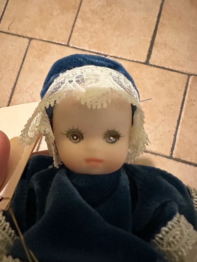 Bambola porcellana 20 cm