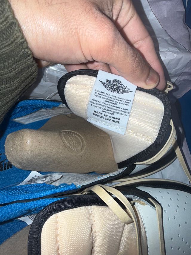 Jordan 1 Retro Low OG SP Fragment x Travis Scott