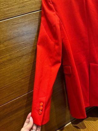 Blazer Roja Zara