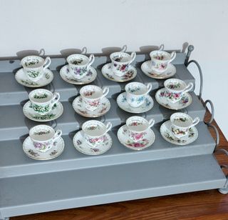 Set 12 tazzine Royal Albert