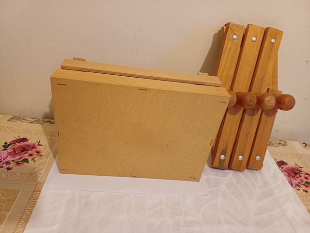 Cassettina più appendiabiti