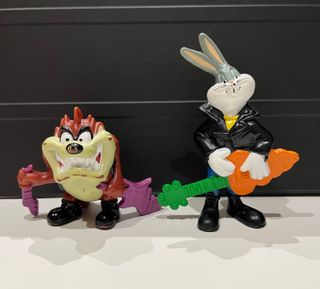 2 figuras Looney Tunes