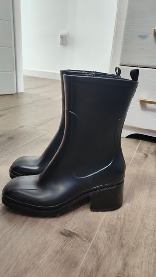 Botas de agua negras 