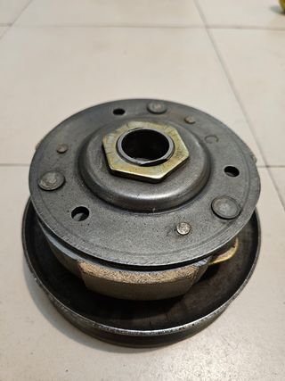 Embrague scooter motor GY6, sym, kymco..