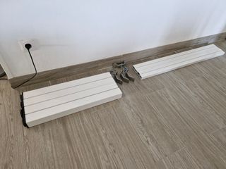Mesa moderna roble estructura acero lacado blanco