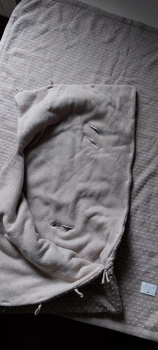 Manta + saquito de punto Uzturre