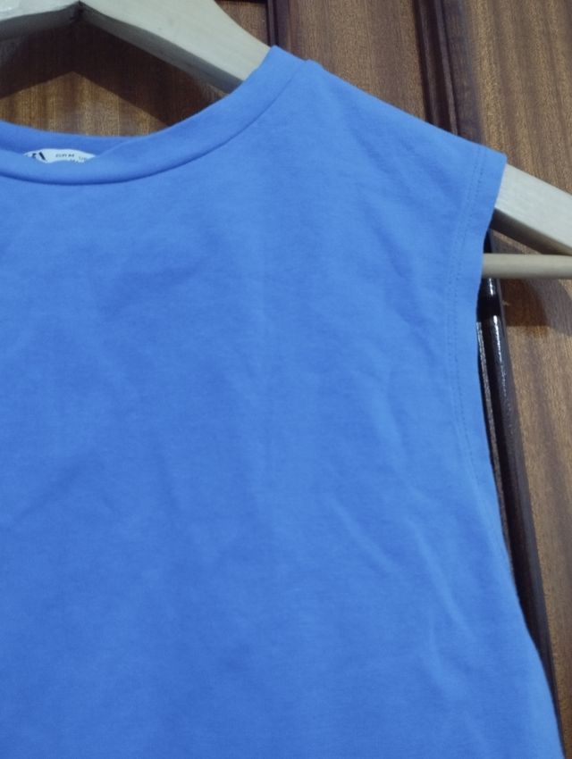 Top sin mangas zara M