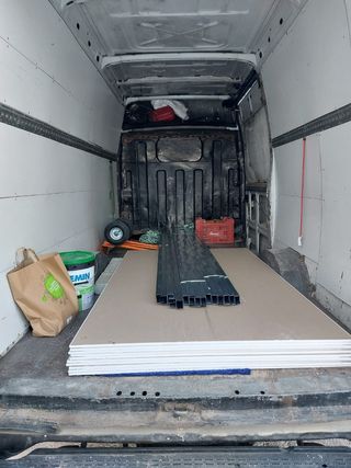 Mudanzas, transportes y montajes 643194239