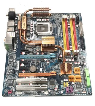 Placa Gigabyte GA-EP35-DS4 (775,DDR2)