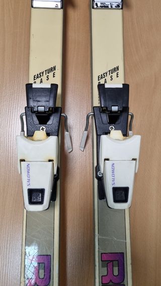 Esquís rectos K2 185cm con fijaciones Salomón Skis