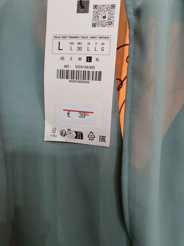 Mono frunces hombreras cinturón zara.