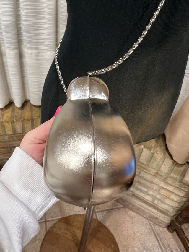 Bolso fiesta metalico plateado