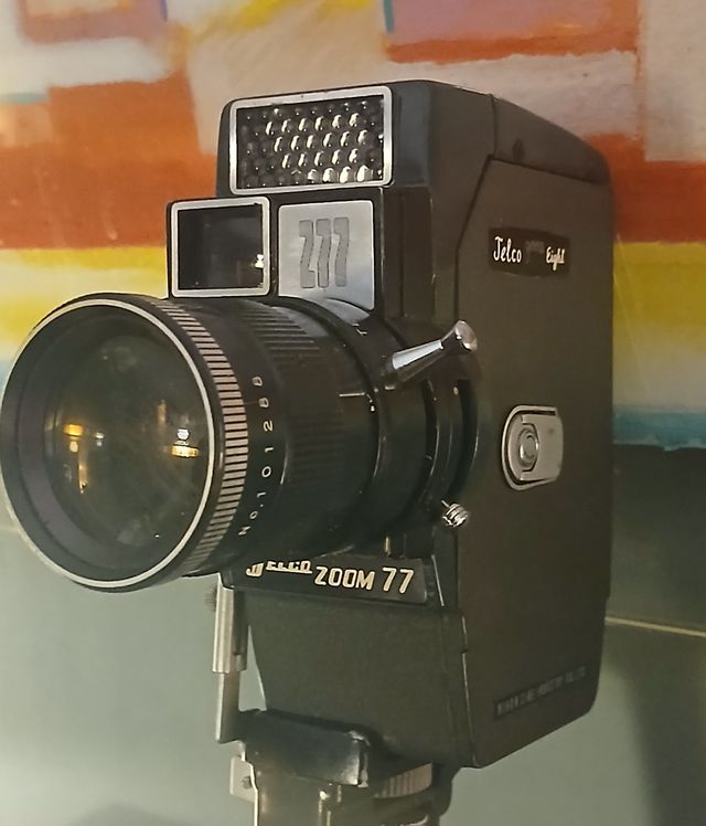 Cinepresa 60s Jelco Zoom Eight 77 funzionante 