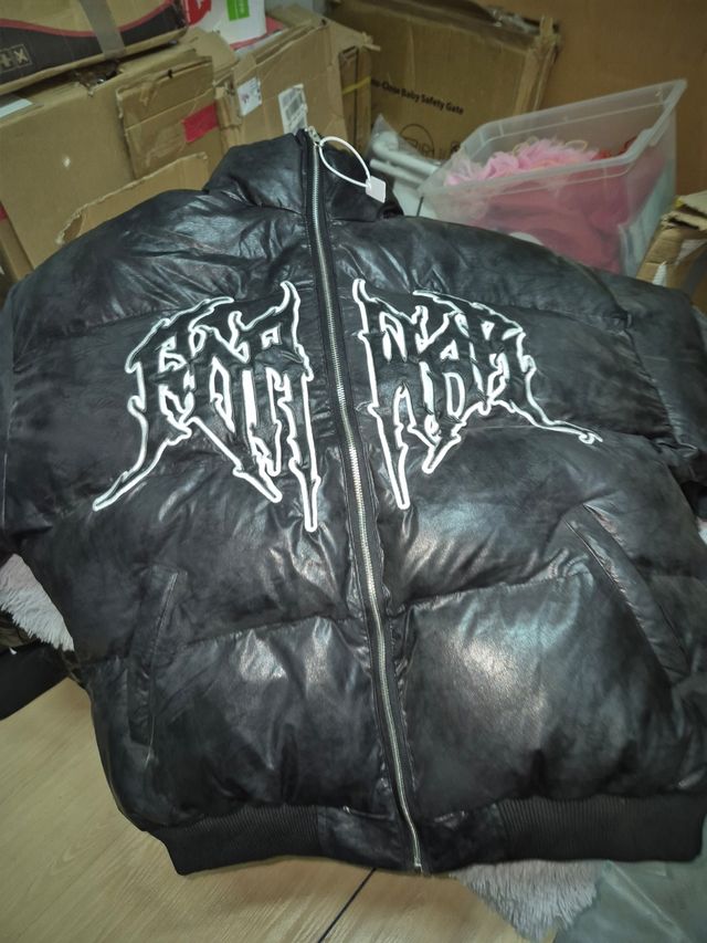 Chaqueta de Cuero Bordada