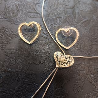 Parure collana e orecchini Bilu'
