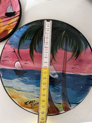 Coppia di piatti decorativi vintage anni 80
