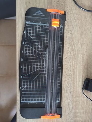 Guillotina cortar papel