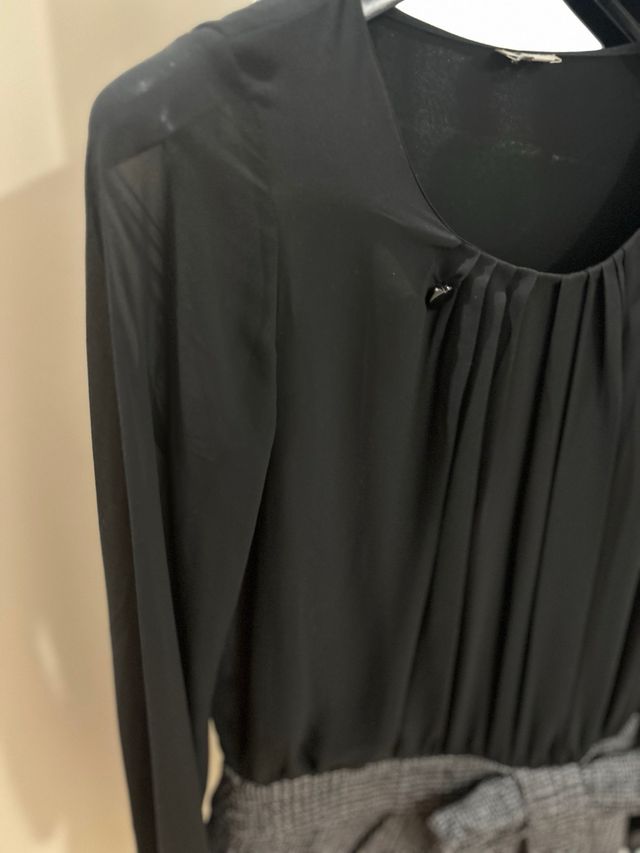 Vestido Adolfo Dominguez