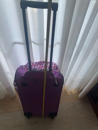 Bolsa maleta de viaje con ruedas. 