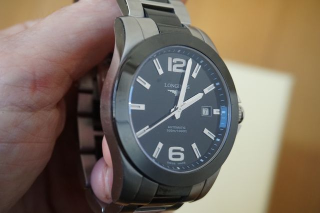 Reloj Longines Conquest (41mm, bisel cerámico)