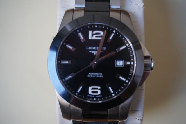 Reloj Longines Conquest (41mm, bisel cerámico)