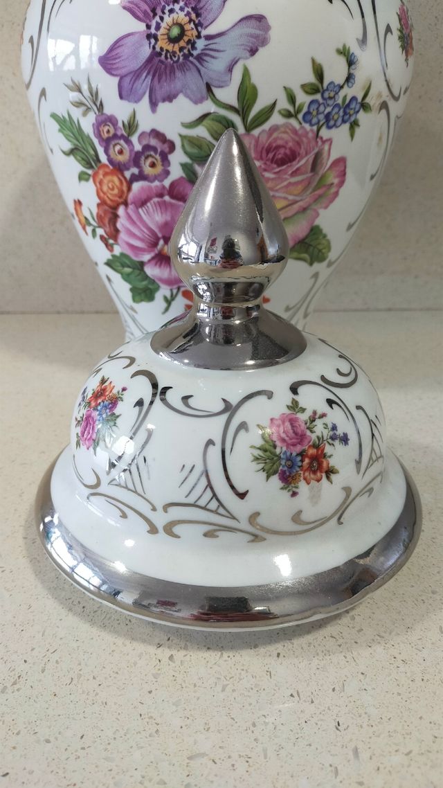 Tibor porcelana flores y plata