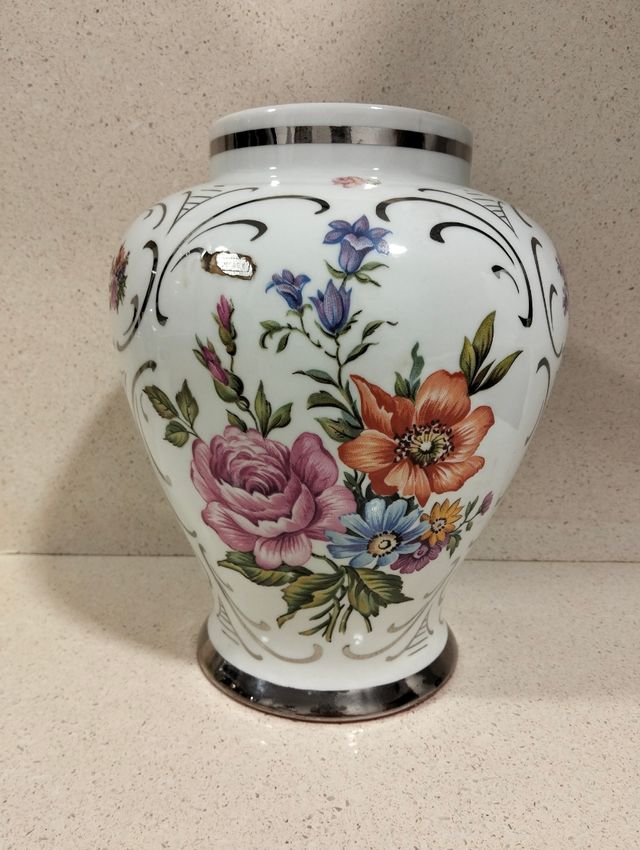 Tibor porcelana flores y plata