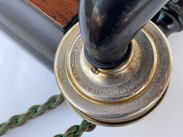 Teléfono L.M. Ericsson Skeletal