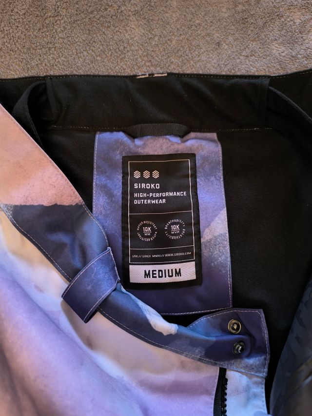 Chaqueta y pantalón snowboard