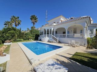 Chalet en alquiler en Riviera del Sol en Mijas