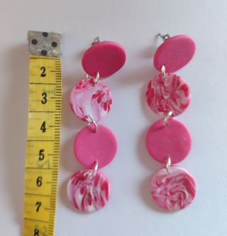 Pendientes largos color rosa