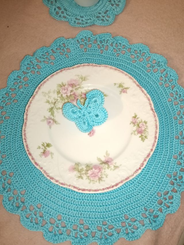 Sottopiatto con sottobicchiere fatti a 