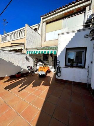 Chalet en venta en Sant Esteve Sesrovires