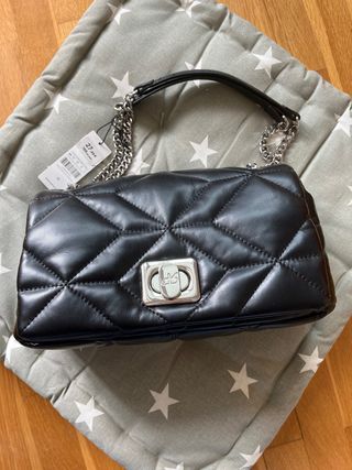 Precioso bolso negro de parfois