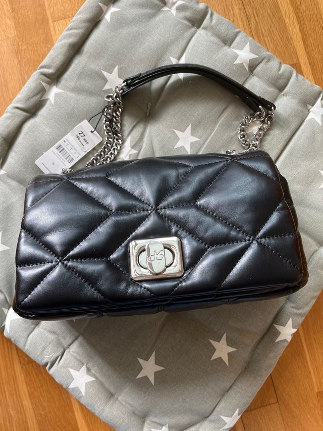 Precioso bolso negro de parfois