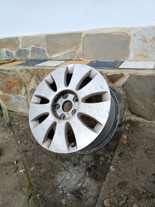 Llanta Audi A6