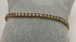 Pulsera riviere de oro de 18 kt con diamantes 4.00