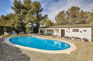 Chalet en venta en Centro en Roda de Barà