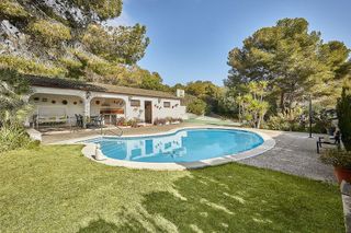 Chalet en venta en Centro en Roda de Barà
