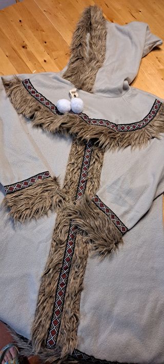 Disfraz de Esquimal mujer y accesorios.