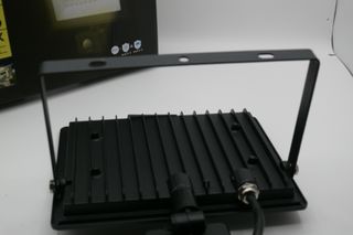 Projetor com sensor de movimento