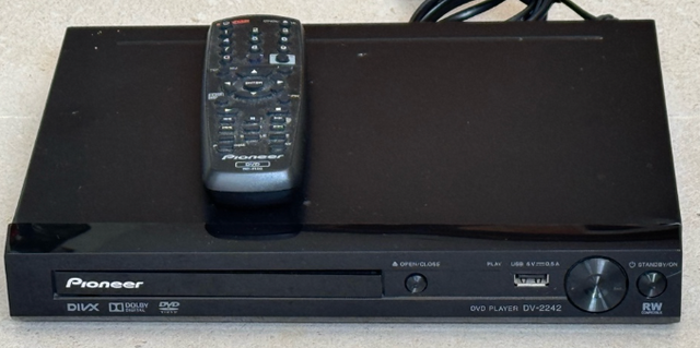 PIONEER DVD Player DV-2242 con Mando