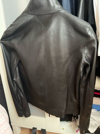 Cazadora chaqueta de piel massimo dutti 