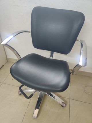 Cadires hidràuliques perruqueria