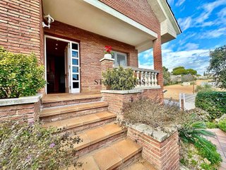 Chalet en venta en Canovelles