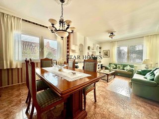 Chalet en venta en Canovelles