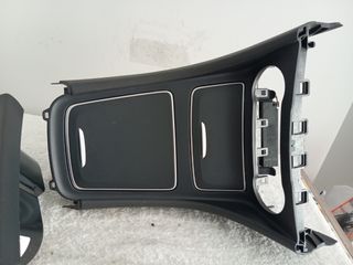 Consola central Mercedes-Benz CLA c117