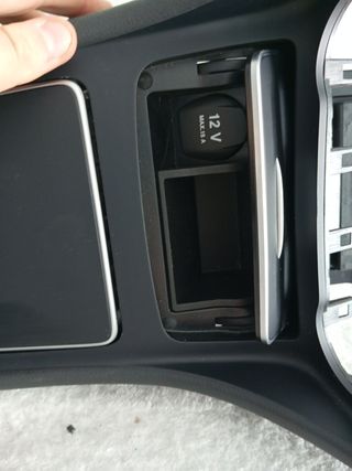Consola central Mercedes-Benz CLA c117