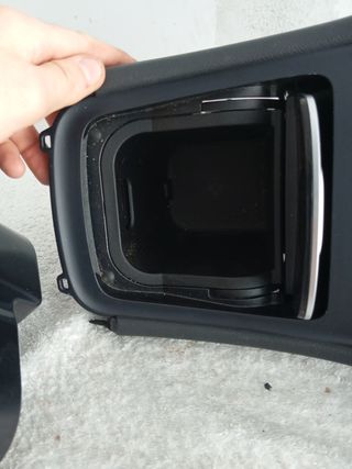 Consola central Mercedes-Benz CLA c117