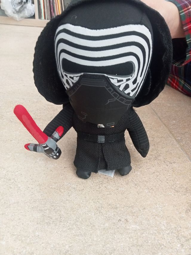 Peluche Kai Lo Ren Star Wars